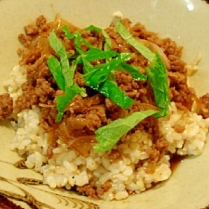 ひき肉丼